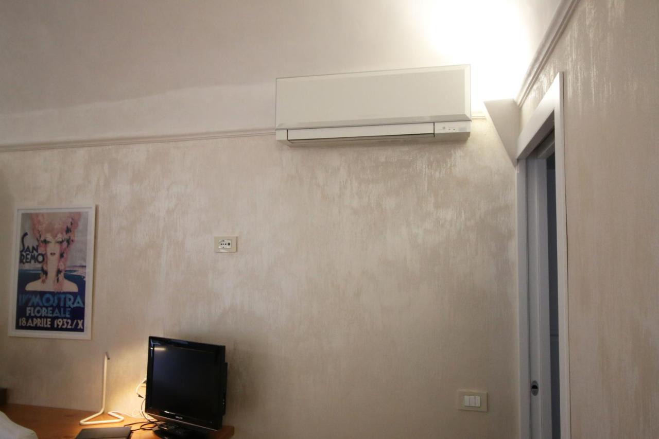 Appartamento Ai Piedi Della Pigna San Remo Exterior foto