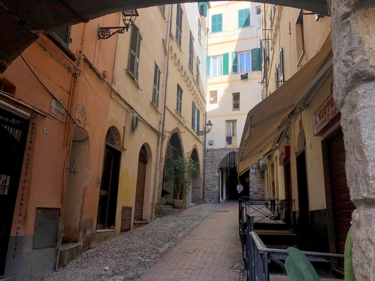 Appartamento Ai Piedi Della Pigna San Remo Exterior foto